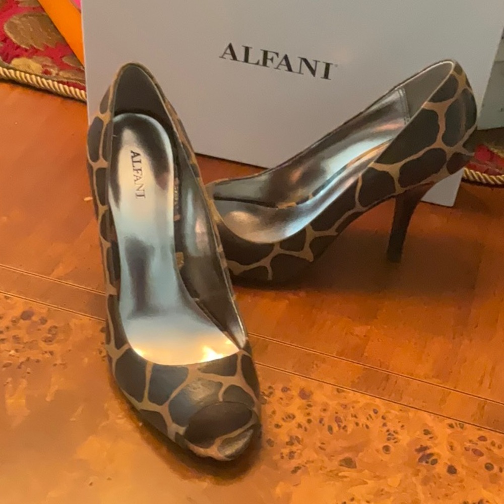 Alfani Giraffe Print 4” Peep Toe Heels